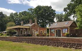 Rowden Mill Station